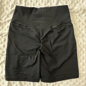 Paragon scrunch shorts